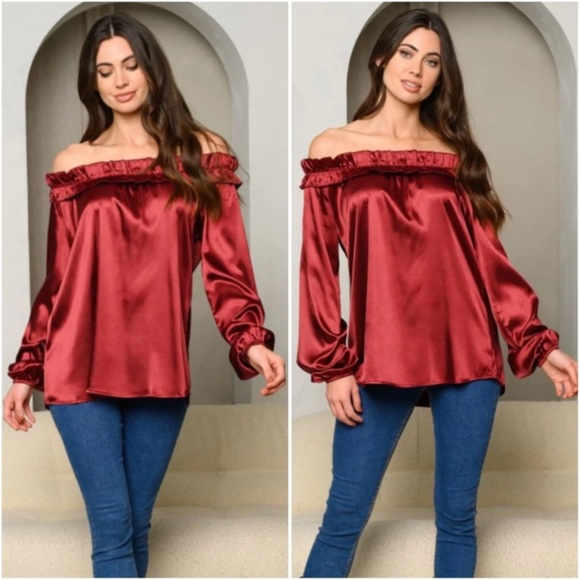 LAST1️⃣New Beautiful Off The Shoulder Burgundy Silk Like Top - Picture 4 of 8